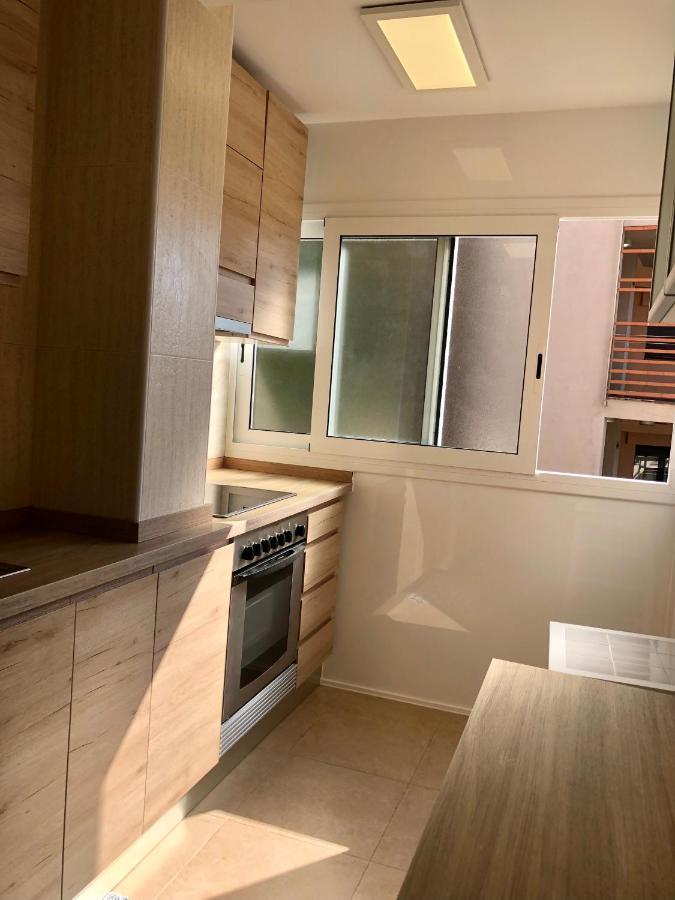 Familia, Amigos Y Playa Apartment Салоу Екстериор снимка